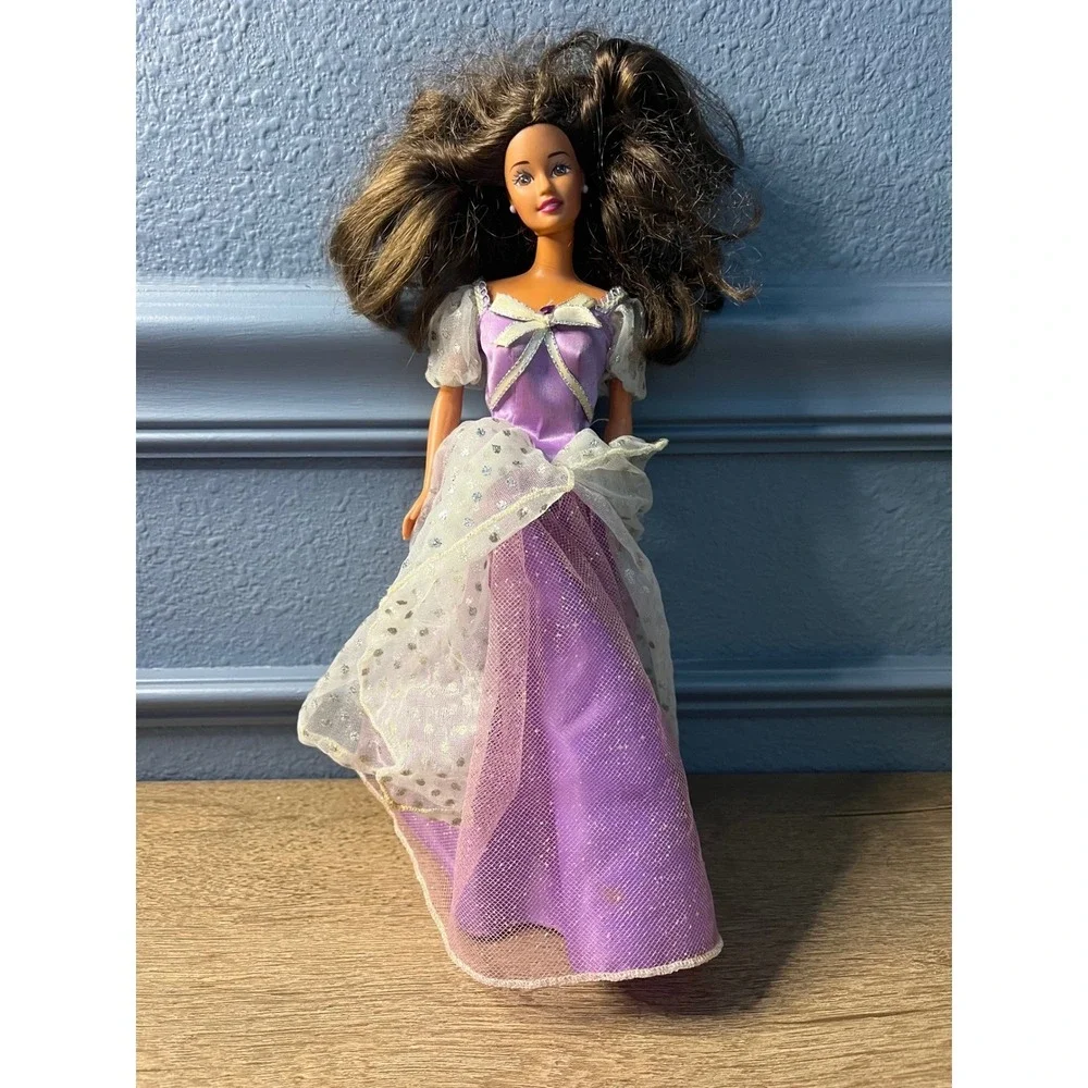 Vintage Barbie Doll Princess Bride Ball Gown Lavender‎ Sparkle Dress Doll Toy